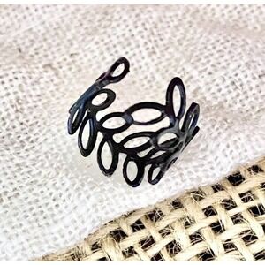 New Black Metal Leaf Vine SINGLE Ear Cuff Earring (No Piercing Needed)